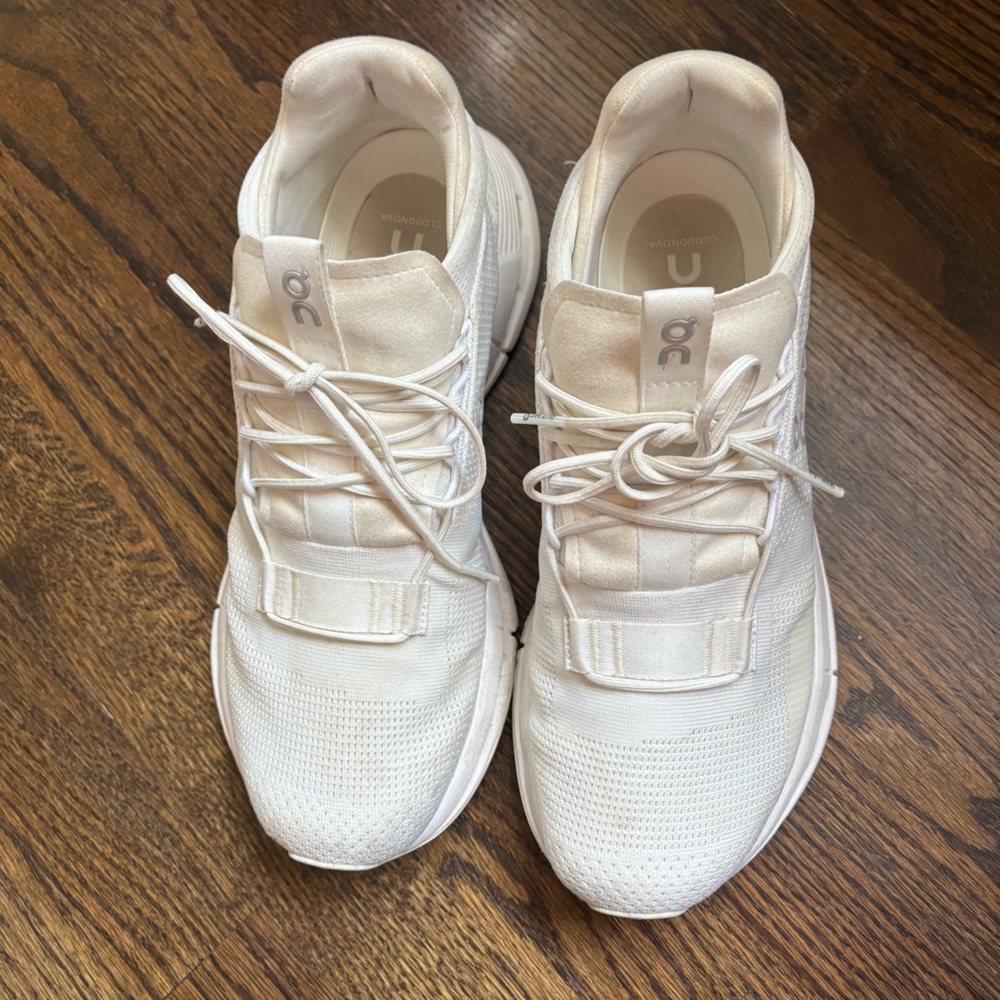 On Running Cloudtec Cloudnova White Women’s Runni… - image 5